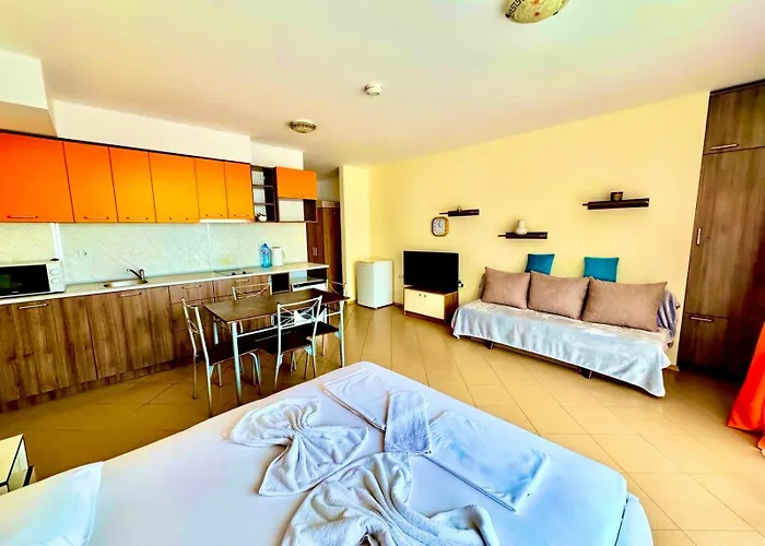 Grand Kamelia Sunny Apartament *