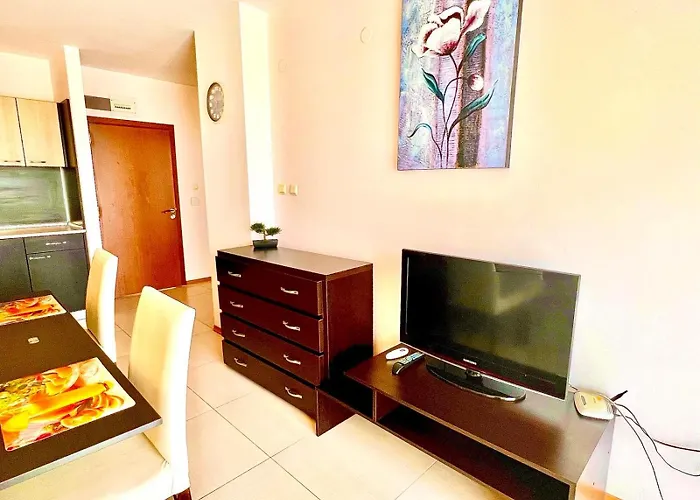 Grand Kamelia Sunny Apartament *