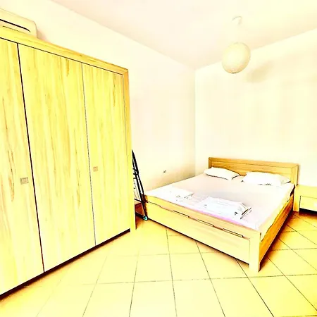 Grand Kamelia Sunny Apartment *