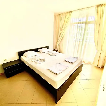 Lejlighed Grand Kamelia Sunny *